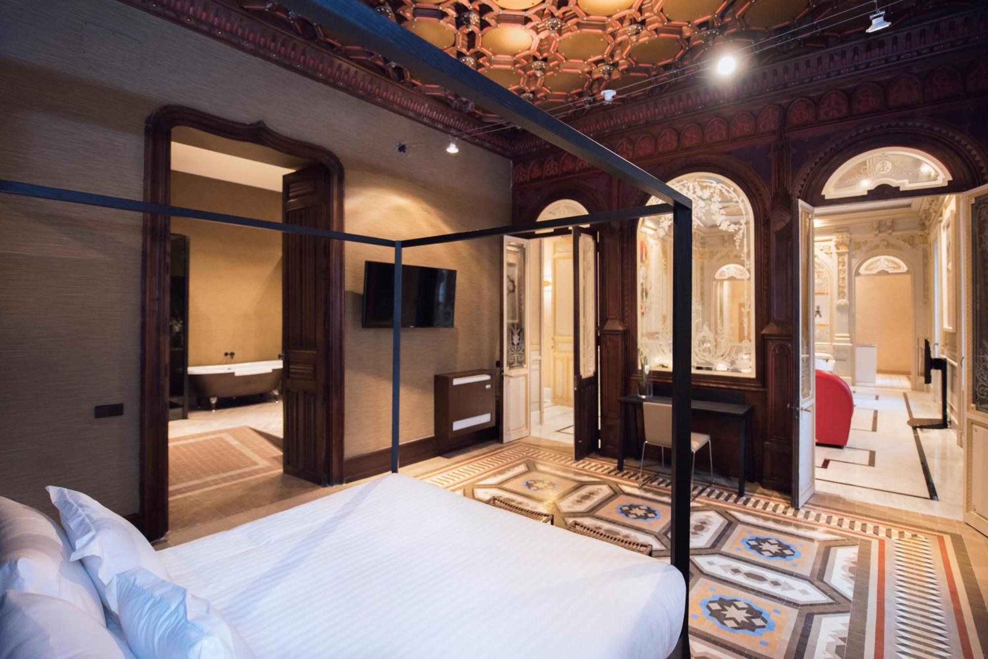 Palacio Salvetti Suites Alicante Bagian luar foto
